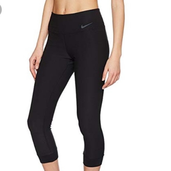 Nike Pants - Nike Dri-fit Black Cropped Leggings